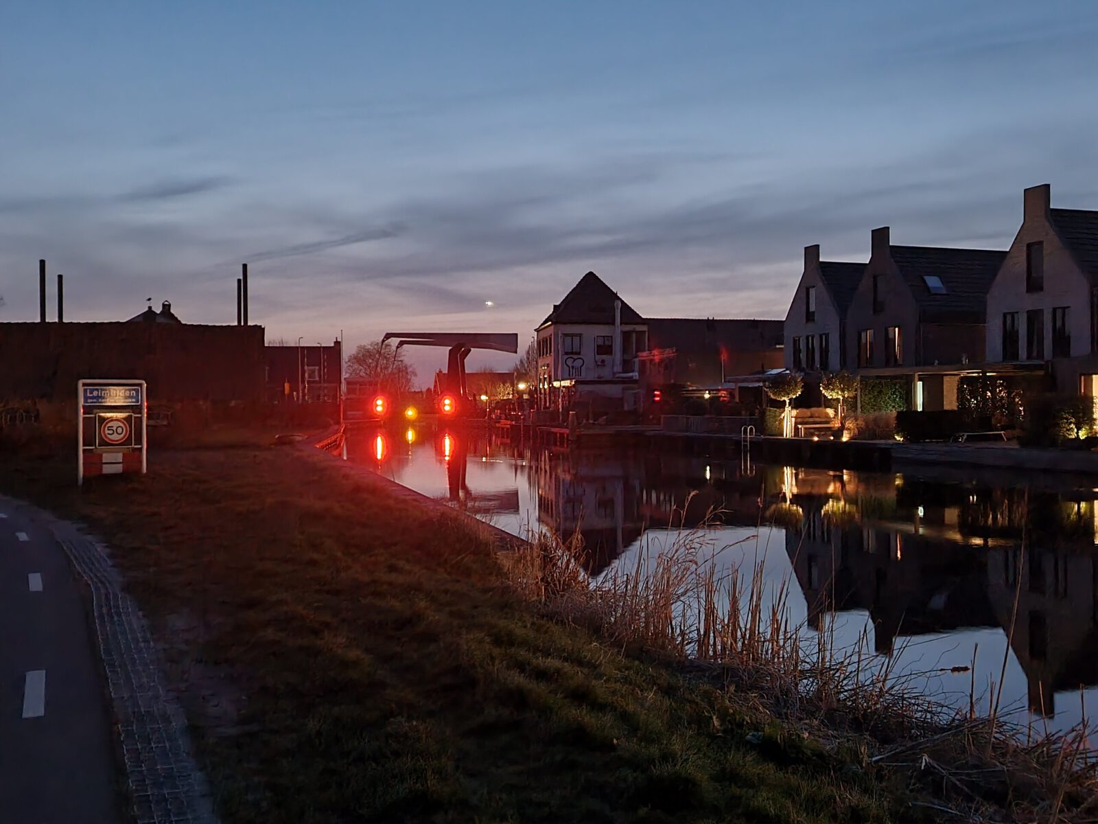 RHL by night (1)